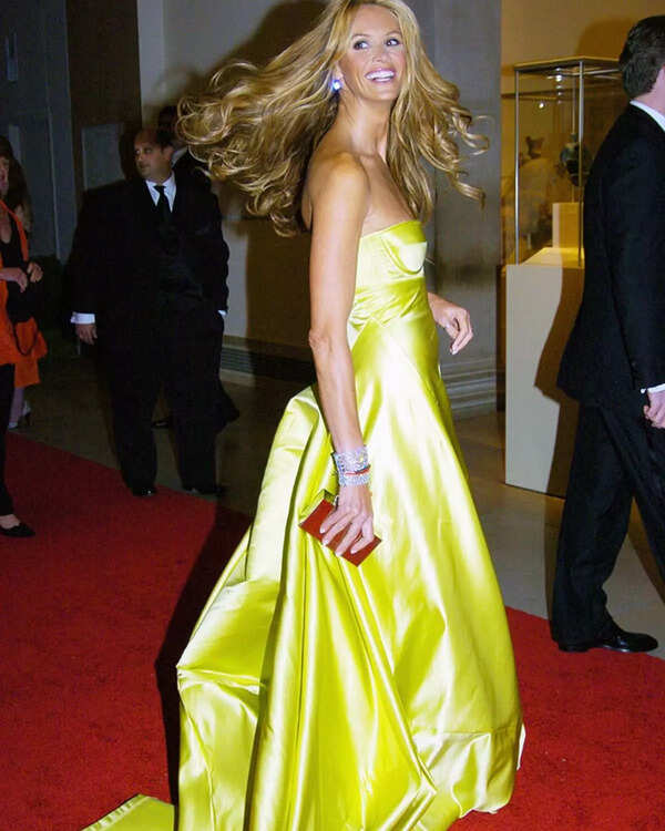 Elle Macpherson Pictures