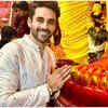 Article image for: Abhishek Bajaj visits Lalbaugcha Raja to seek Bappa's blessings for Babli Bouncer