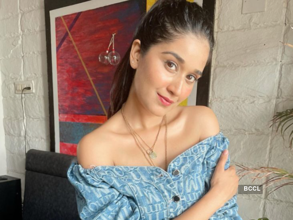 Prachi Bansal Photos