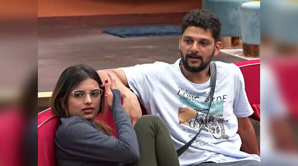 The budding romance between Rakesh Adiga and Sonu Srinivas Gowda