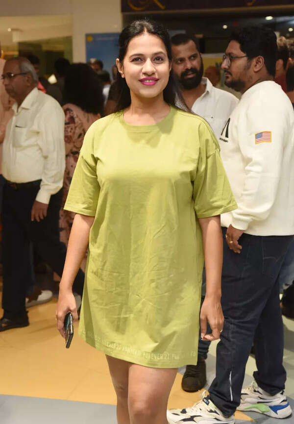 Ashwini Kulkarni Photos