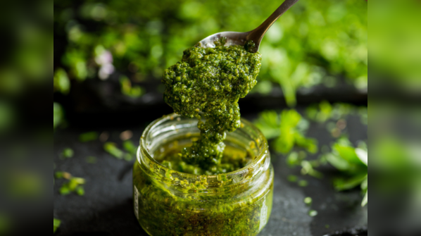 Fish and pesto cucumber bites
