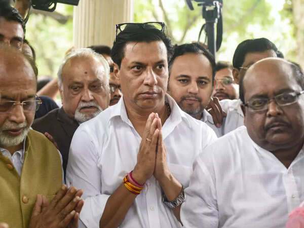 Madhur Bhandarkar Photos