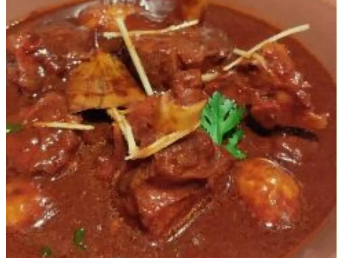 Bhoger Mangsho: How to make Bhoger Mangsho Recipe at Home | Homemade Bhoger Mangsho Recipe - Times Food