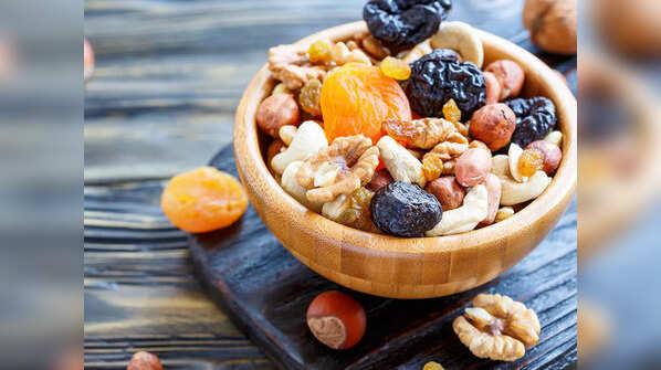 Benefits of soaked dry fruits