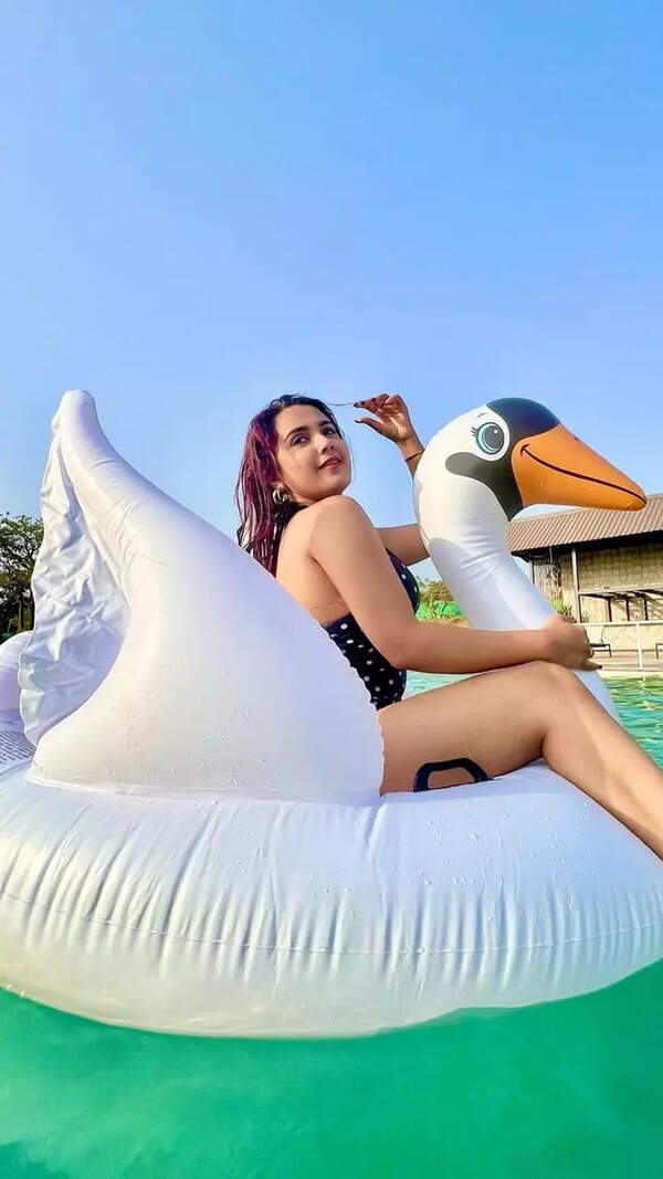 Roshni Walia