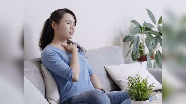 Symptoms shared by COVID and dengue