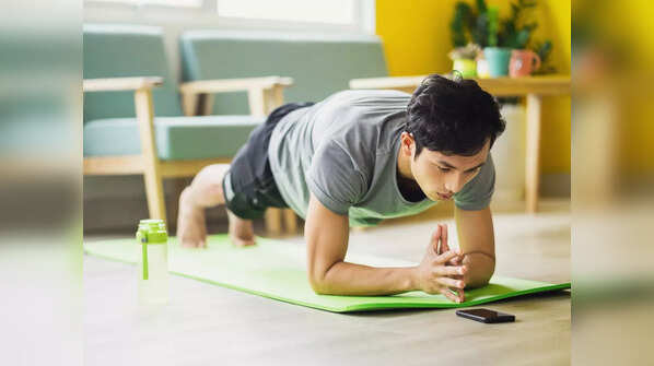 Santolanasana (Plank Pose)
