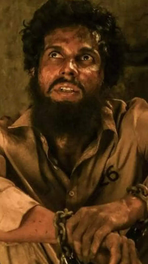 Randeep Hooda Images