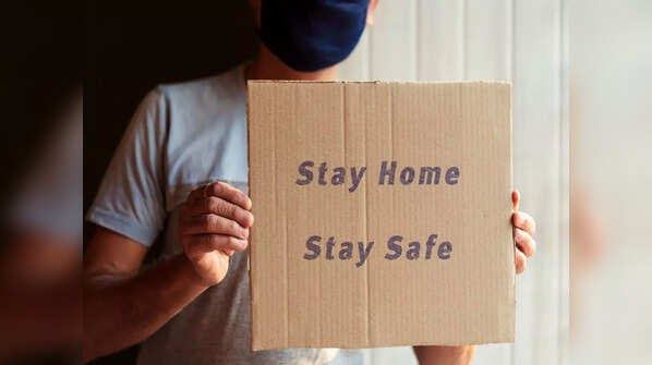 Tips to protect yourself and your family from Omicron