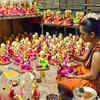 Article image for: Nagpur : Artist giving final touch to the idols of Goddess Laxmi ahead of Diwali festival in Nagpur on Wednesday, <i class="tbold">october 19</i>, 2022. (Photo:Chandrakant Paddhane/IANS)