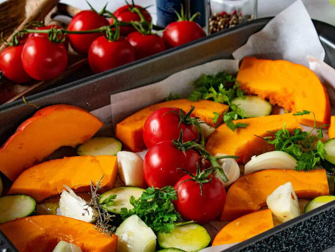 Raw vs. cooked vegetables Which is the healthiest way to eat veggies