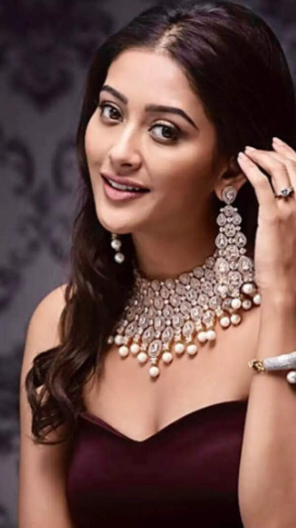 Pooja Jhaveri