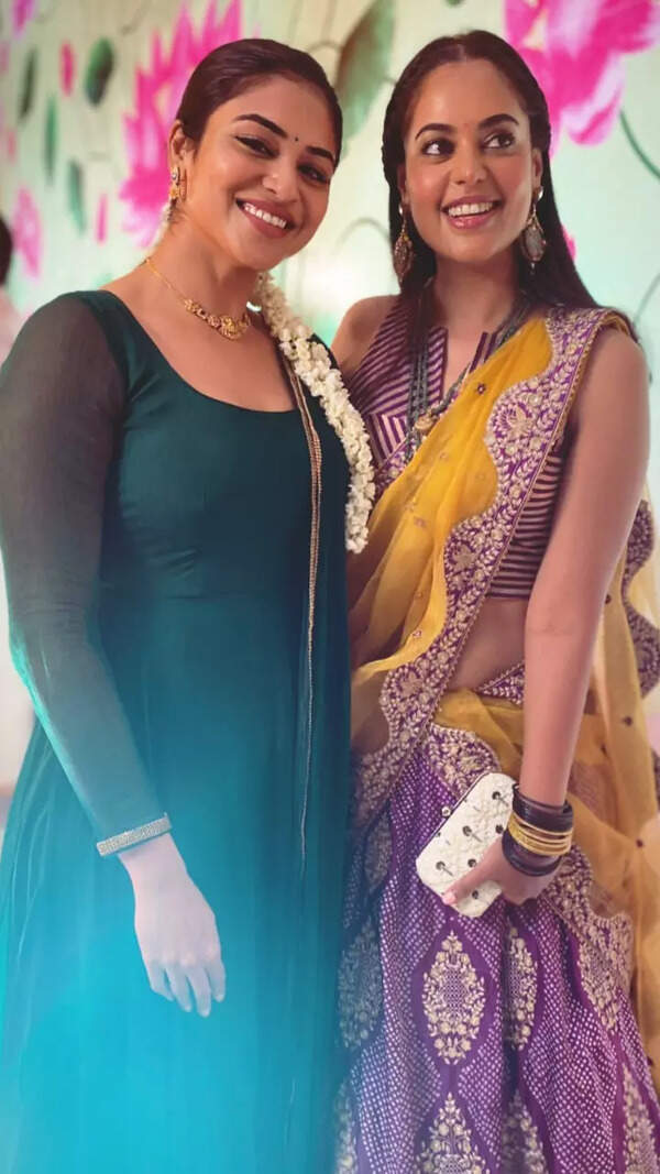 Indhuja Pictures