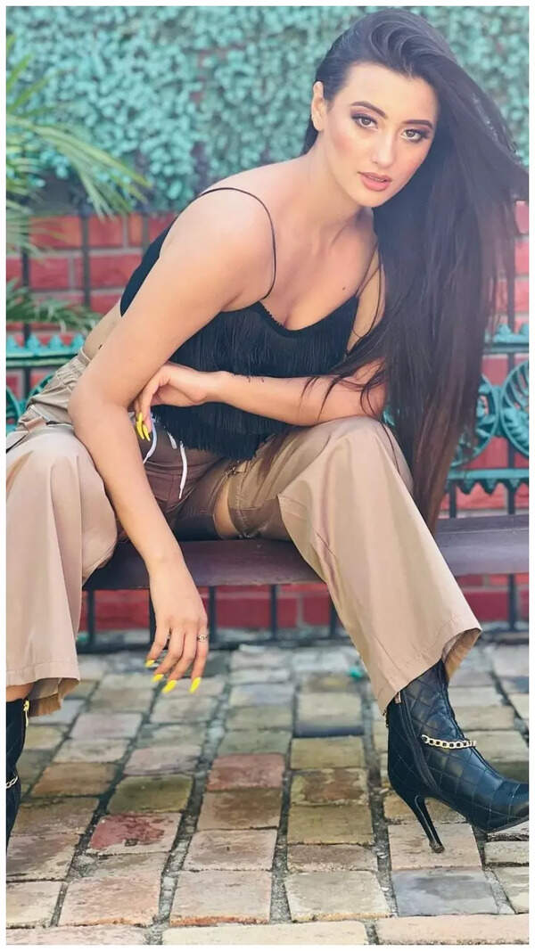 Shweta Mahara Images