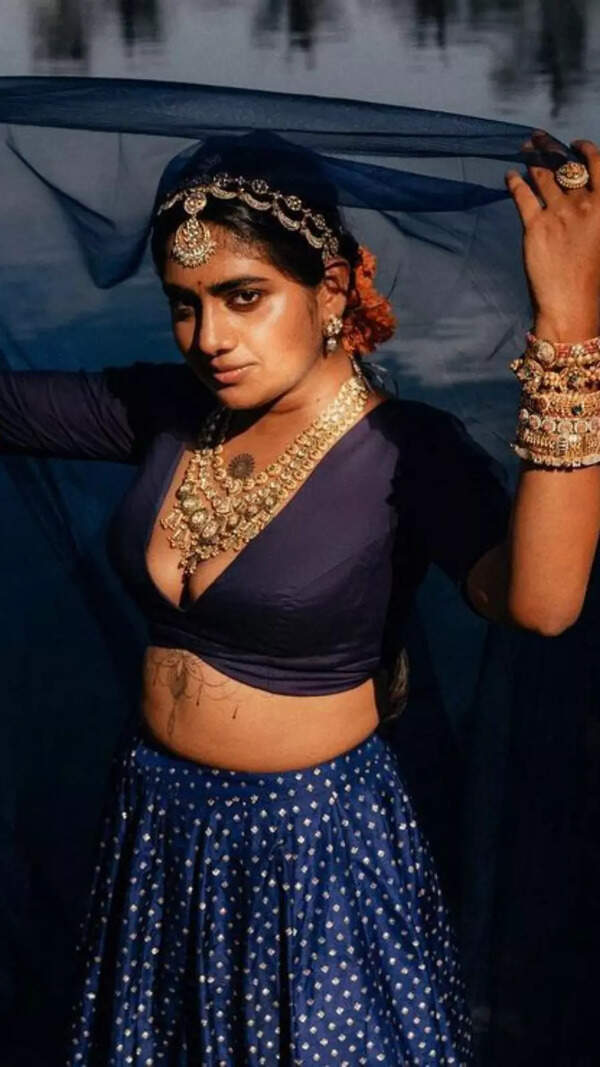Nimisha Sajayan Images