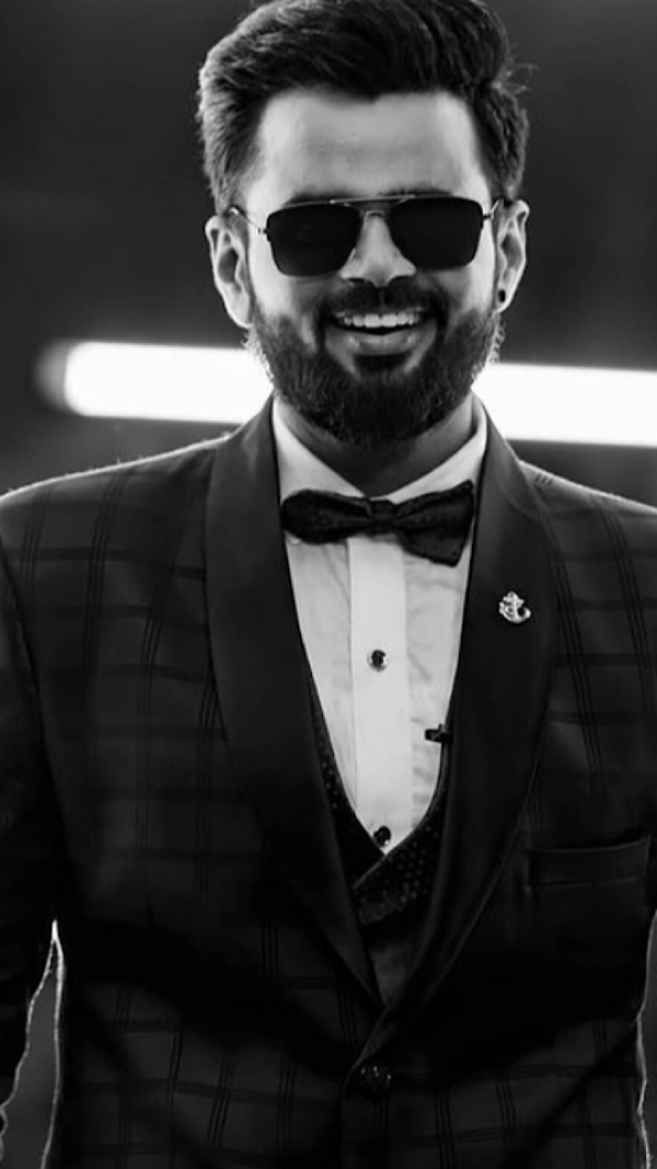 Madhan Images