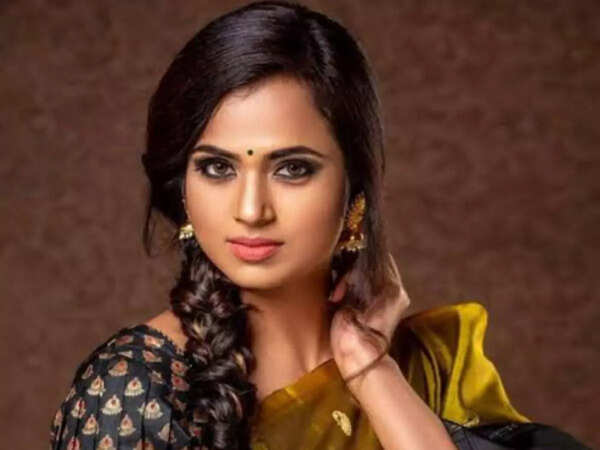 Ramya Pandian Photos