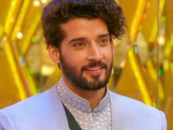 Gautam Vig Pictures