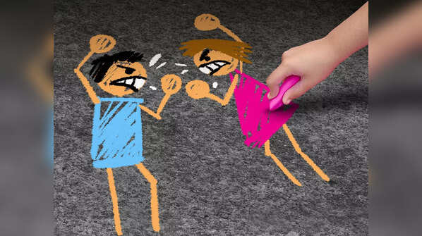 5 Tell-tale signs you’ve a dysfunctional family