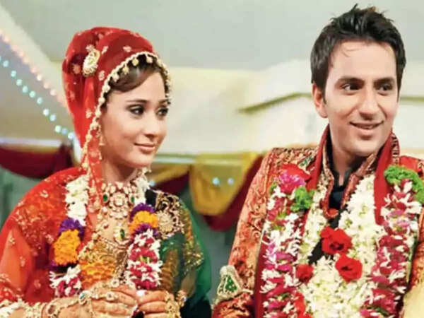 Ali Merchant Pictures