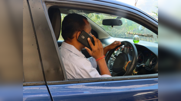 What other factors contribute to road accidents in India?