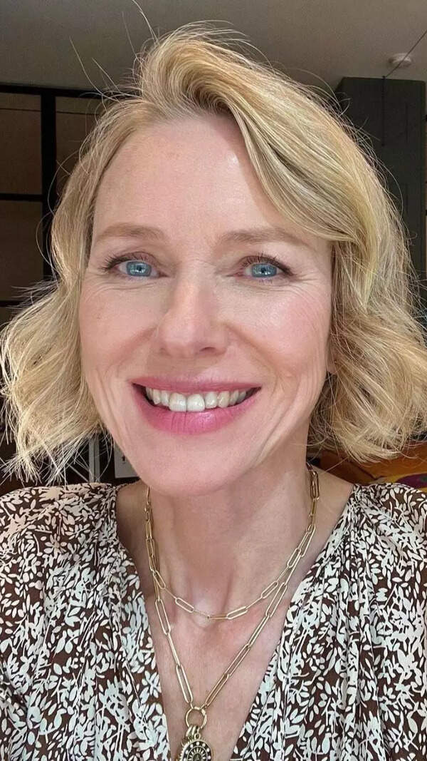 Naomi Watts Pictures