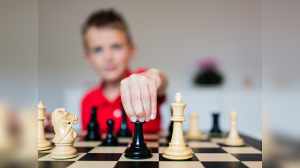 Chess improves IQ