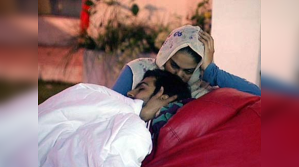 Ashmit Patel and Veena Malik's 'too much' PDA