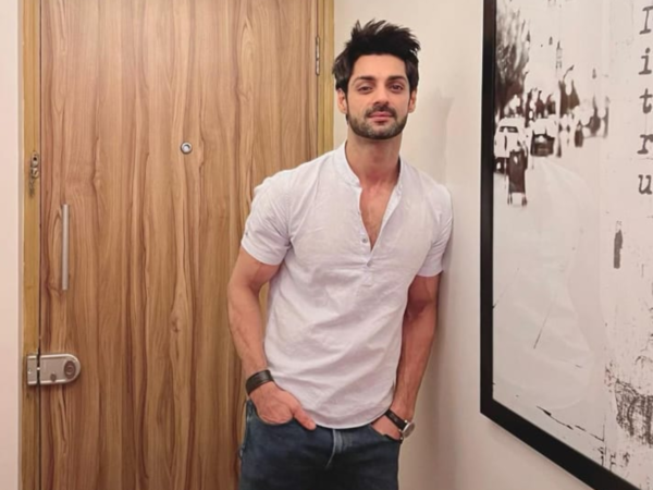 Karan Wahi Images