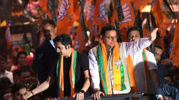 In pics: Campaigning gets intense for MCD polls in Delhi