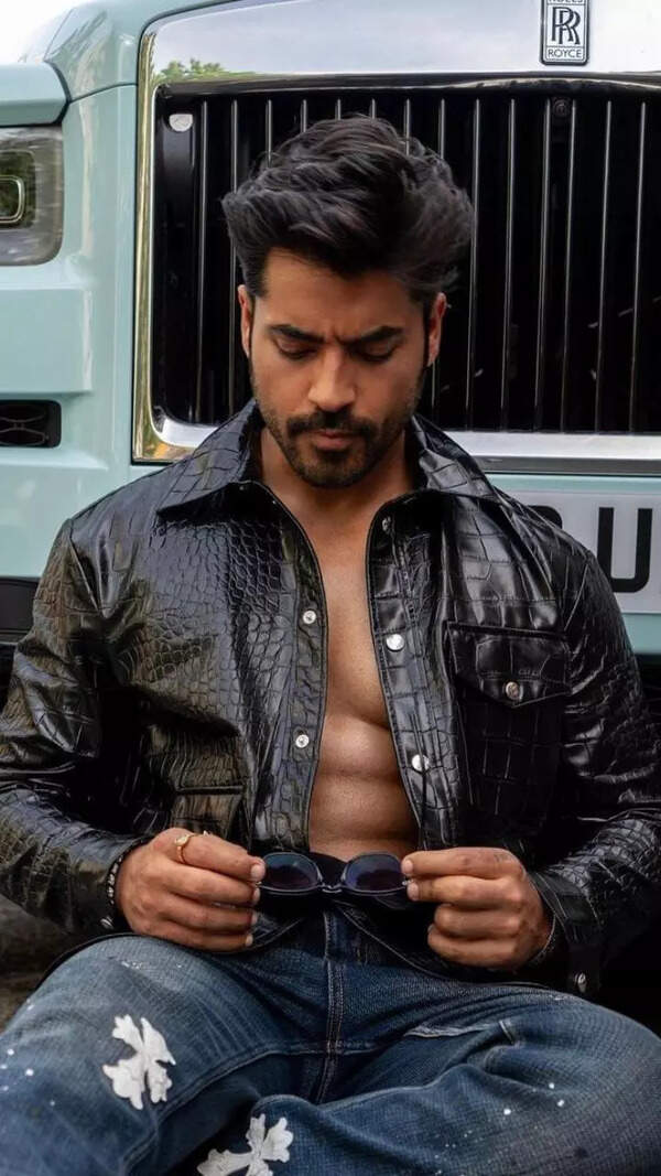 Gautam Gulati Photos