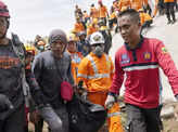 These heart-wrenching images capture earthquake devastation in Indonesia