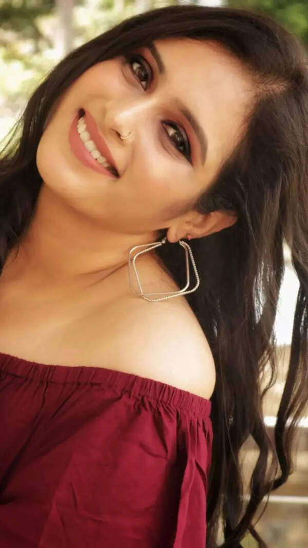 Geetha Bharathi Bhat Stills