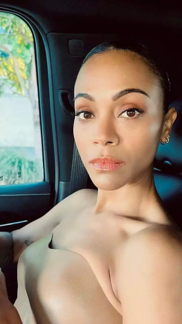 Zoe Saldana Photos