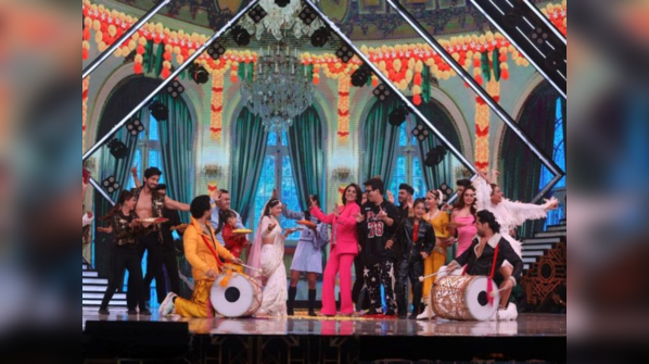 Neetu Kapoor pays tribute to the Kapoors