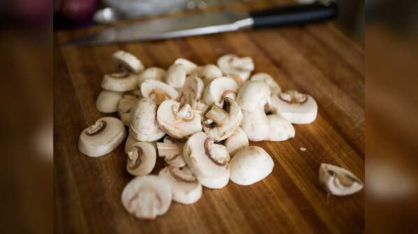 How to make mushroom toast