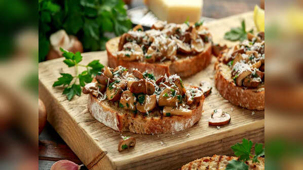 Mushroom toast