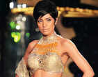 90s supermodel Jesse Randhawa used to rule the fashion industry during her time