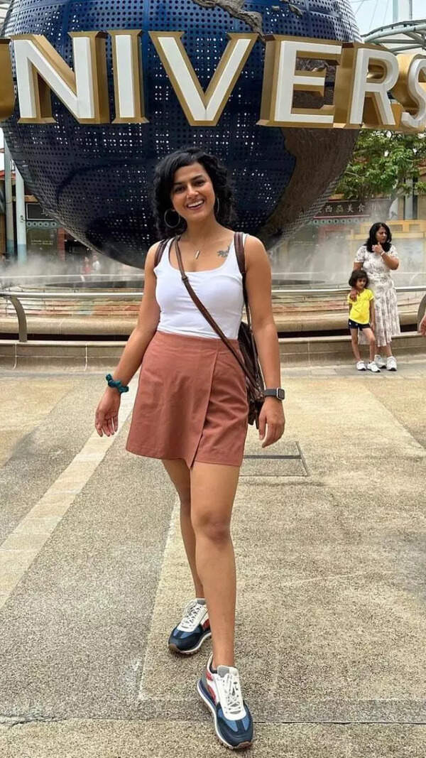 Shraddha Srinath Pictures