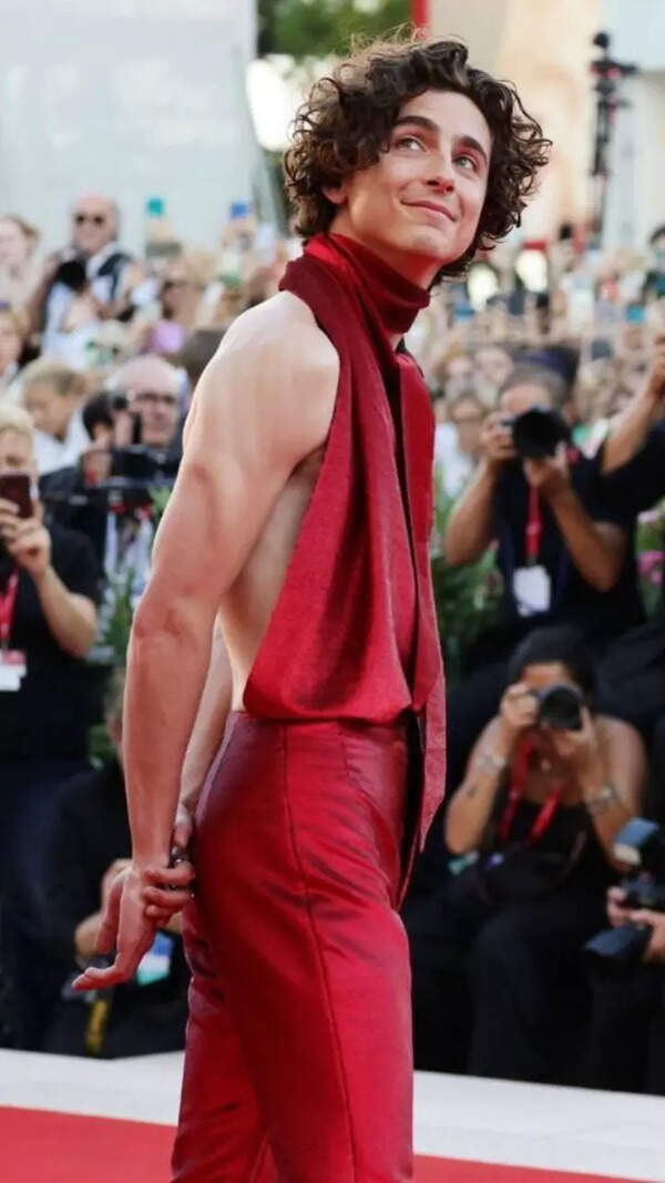 Timothee Chalamet Images