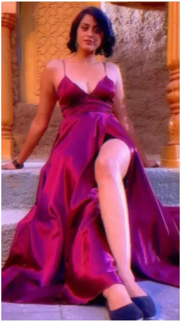 Yamini Singh Pictures