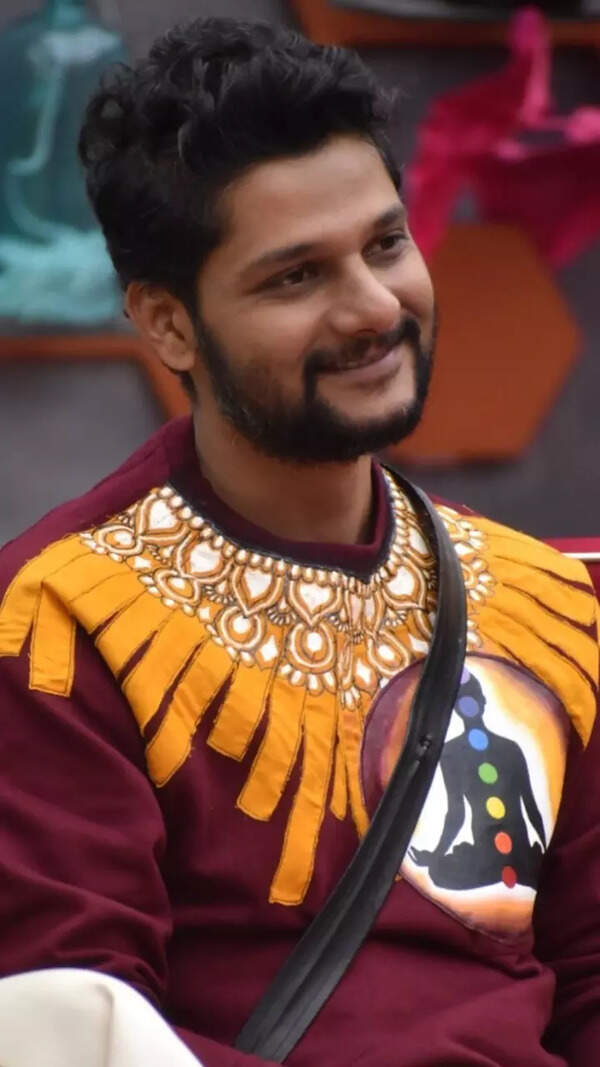 Rakesh Adiga Photos
