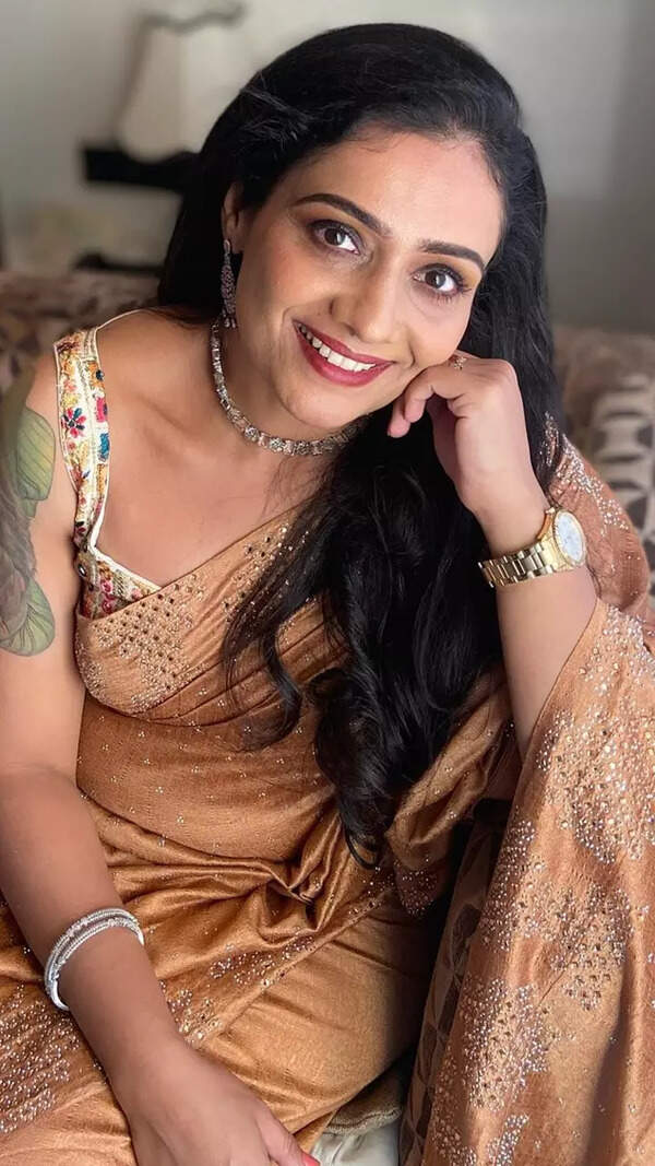 Sumithra Photos
