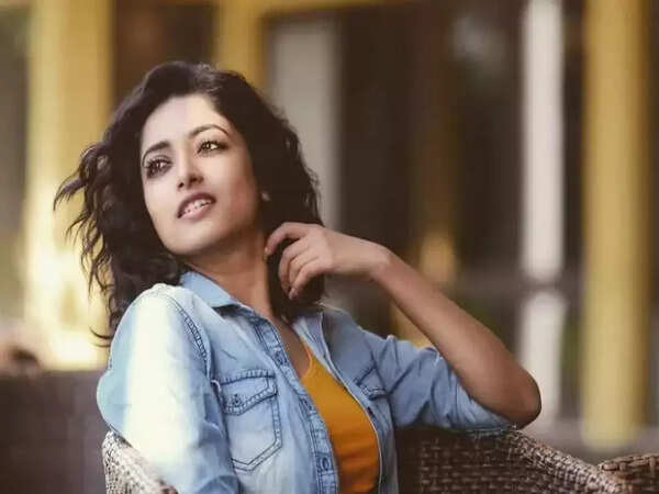 Ishaa Saha Stills