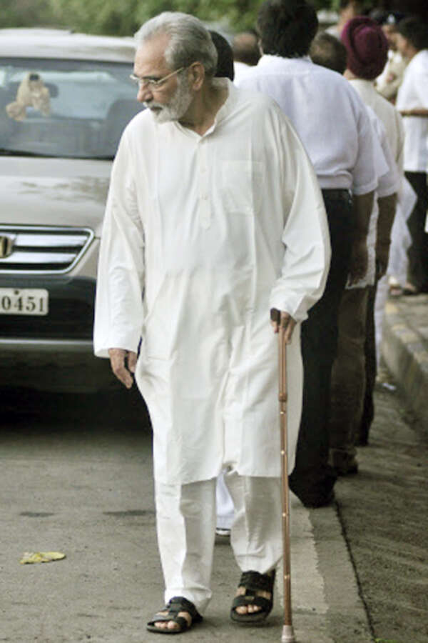 Kulbhushan Kharbanda Photos