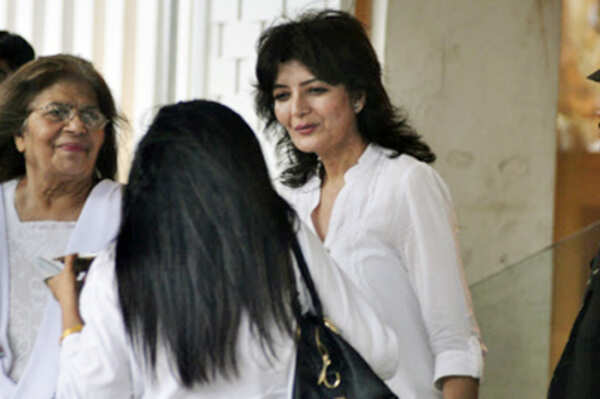Sonu Walia Pictures