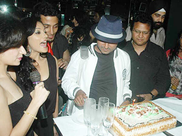Hemant Madhukar Wallpapers
