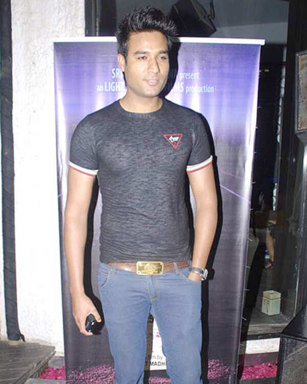 Hemant Madhukar Photos