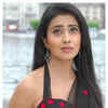 Article image for: <i class="tbold">black saree</i>